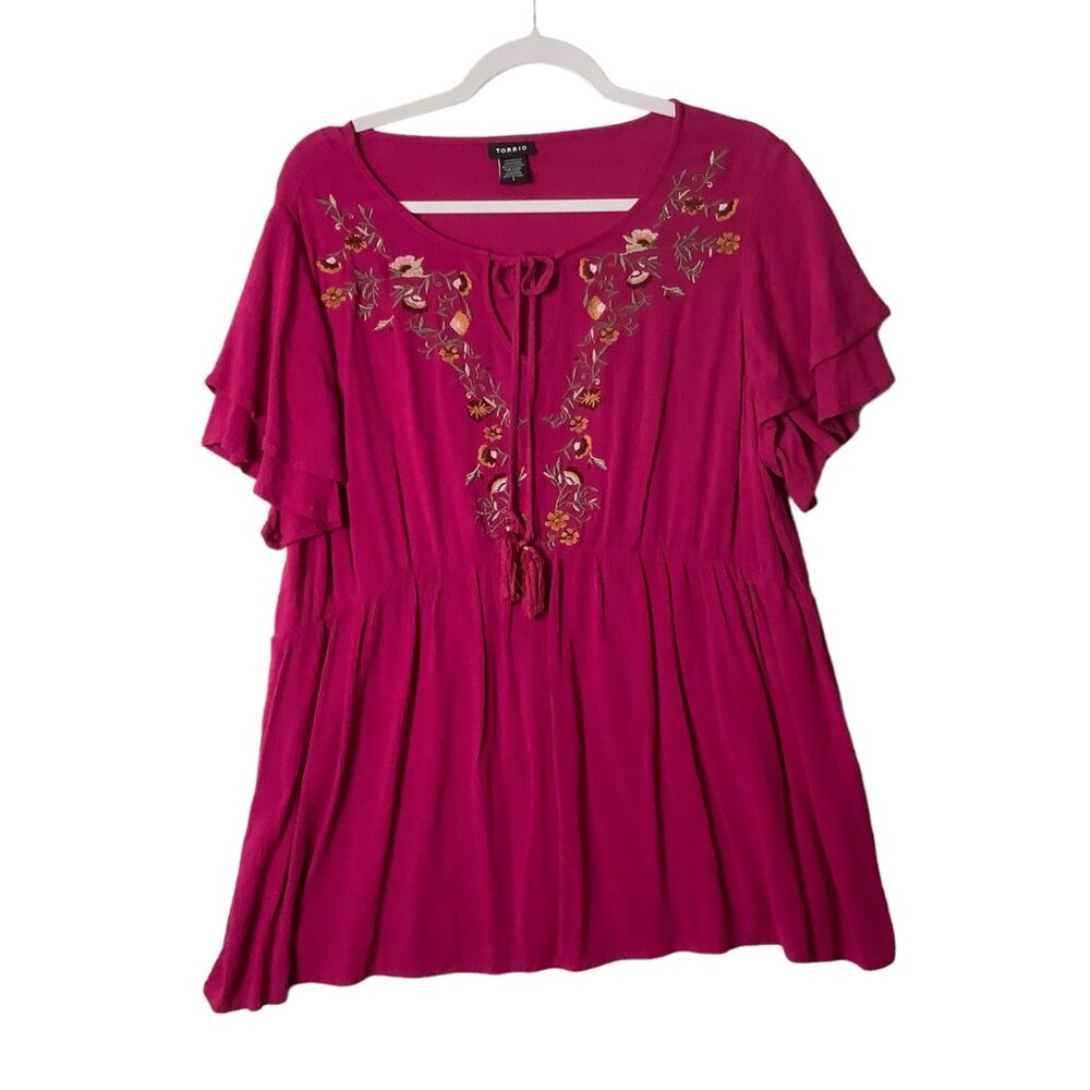 Torrid Blouse Tunic Top Women Plus Size 1 Pink Embroidered Floral Flutter Sleeve